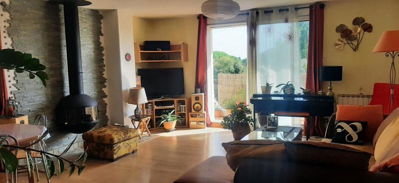 Maison - 267 m² - 10 pièces