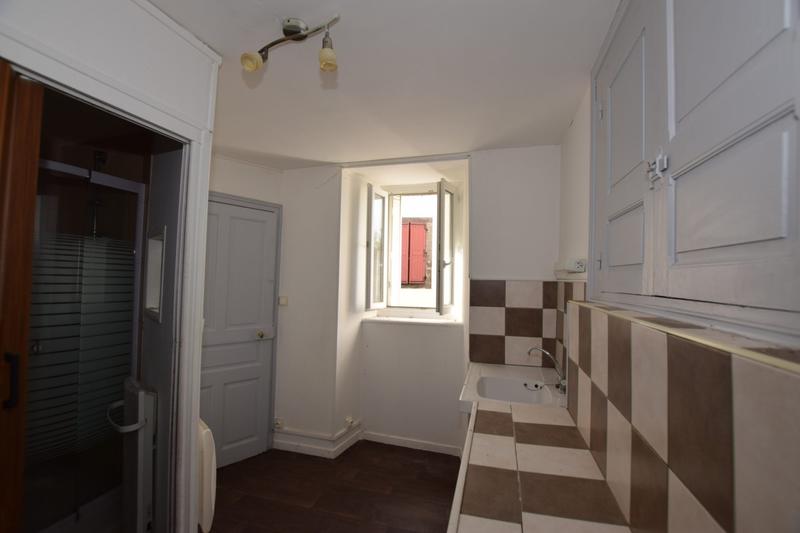 Maison - 300 m² - 15 pièces