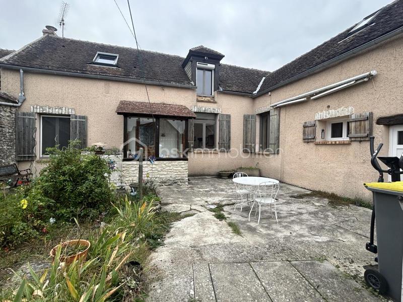 Maison - 139 m² - 5 pièces