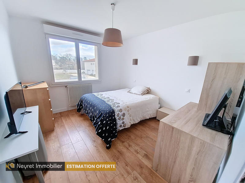 Maison - 257 m² - 8 pièces