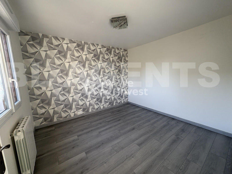 Maison - 96 m² - 5 pièces