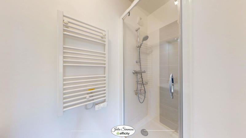 Appartement - 84 m² - 4 pièces