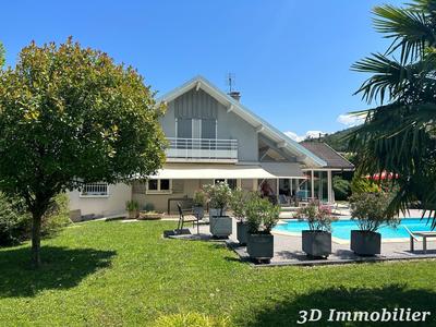 Maison - 155 m² - 5 pièces