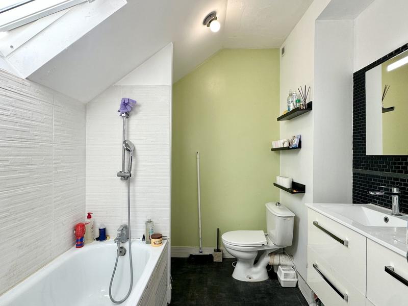 Maison - 137 m² - 5 pièces