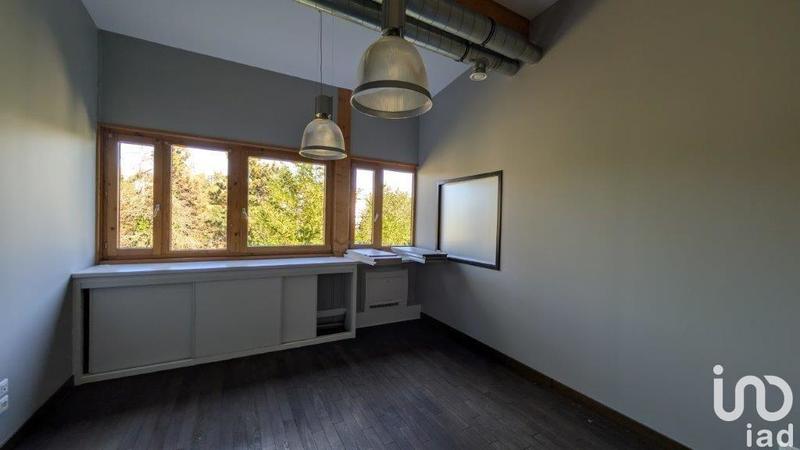 Local commercial - 304 m²