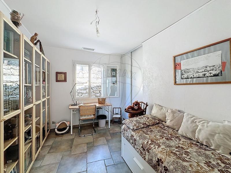 Maison - 158 m² - 6 pièces