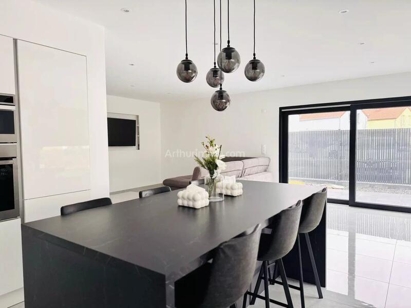 Maison - 138 m² - 7 pièces