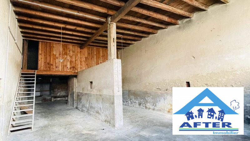 Maison - 300 m² - 7 pièces