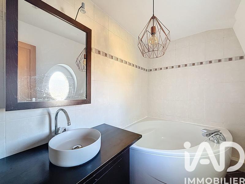 Maison - 155 m² - 7 pièces