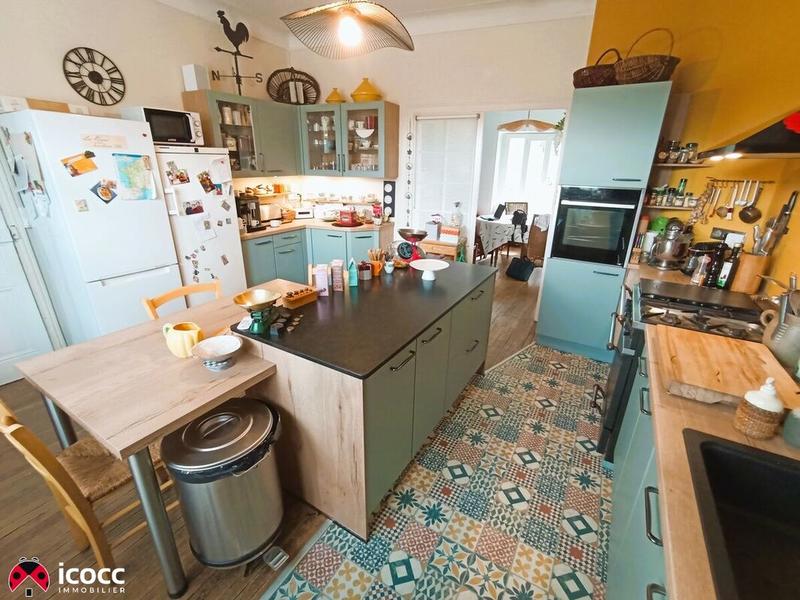 Immeuble - 175 m² - 7 pièces