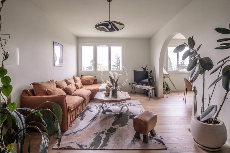 Appartement - 83 m² - 3 pièces