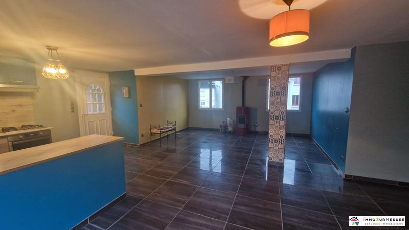 Maison - 300 m² - 10 pièces