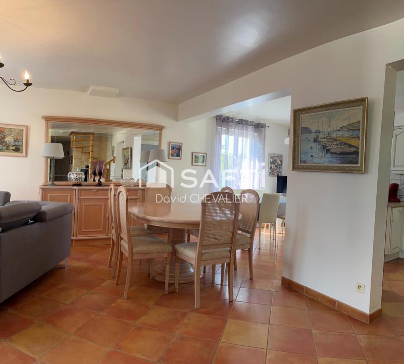 Maison - 110 m² - 5 pièces