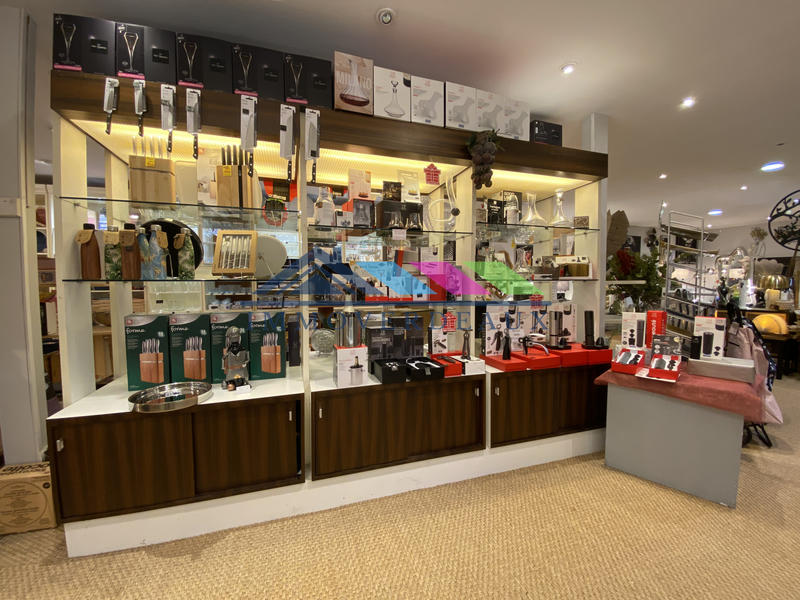 Fonds de commerce - Magasins - 250 m²