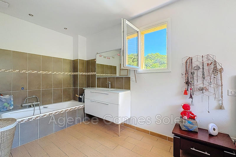 Villa - 117 m² - 4 pièces