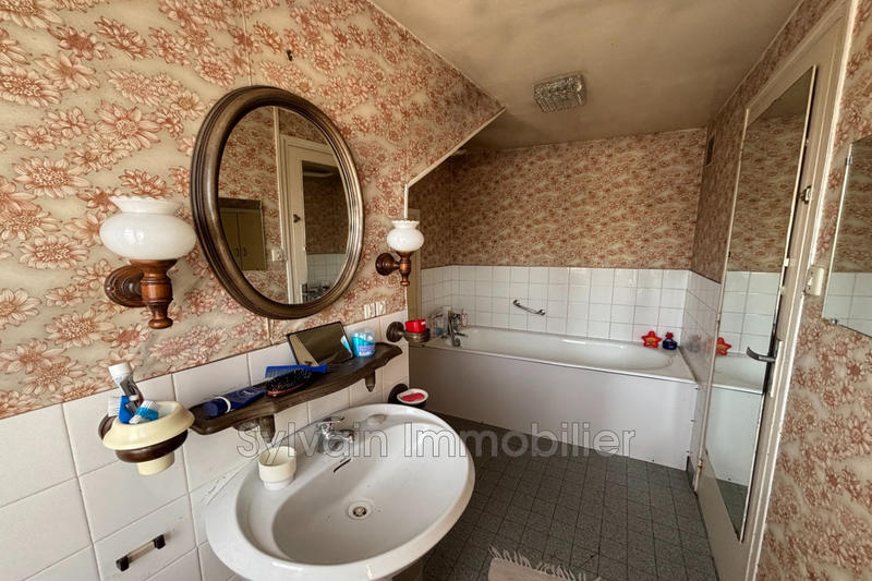 Maison - 96 m² - 3 pièces