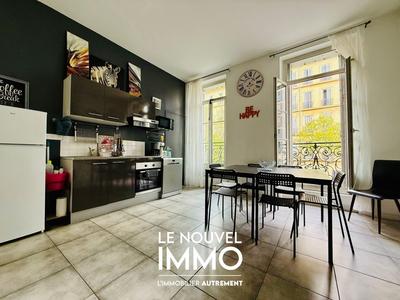 Appartement - 69 m² - 5 pièces