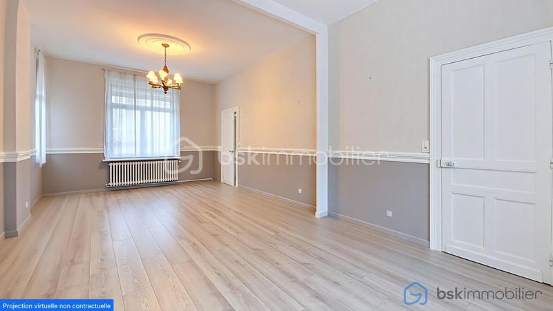 Demeure - 140 m² - 6 pièces