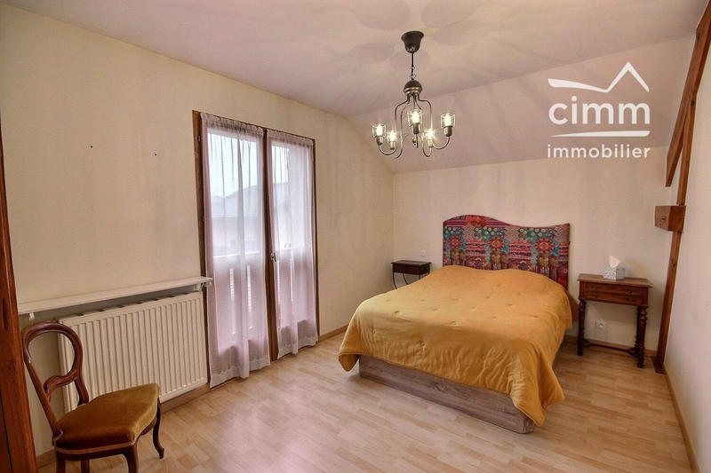 Maison - 135 m² - 5 pièces