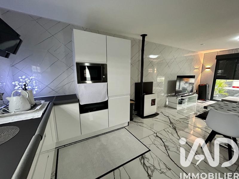 Maison - 27 m² - 1 pièce