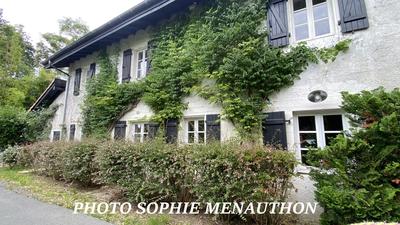 Corps de ferme - 378 m² - 7 pièces