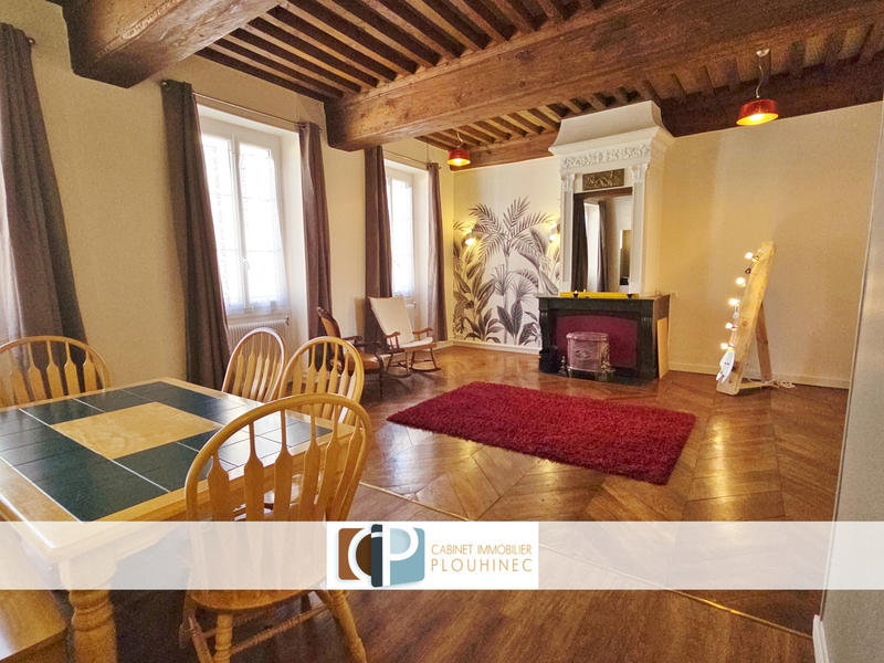 Appartement - 90 m² - 3 pièces