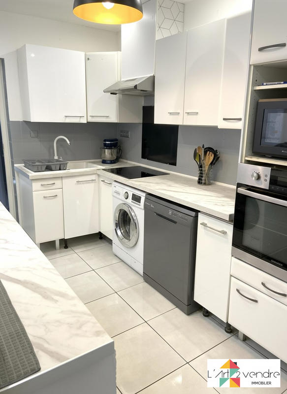 Maison - 108 m² - 5 pièces