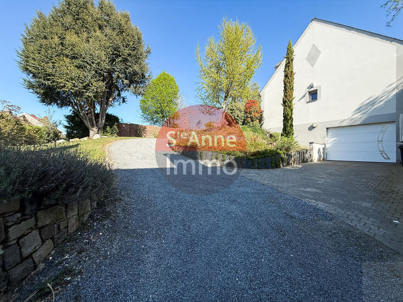 Maison - 160 m² - 6 pièces