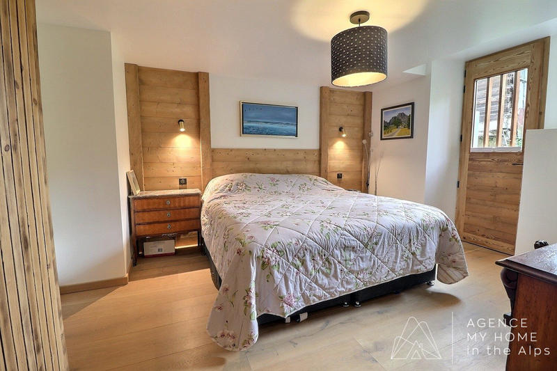 Châlet - 368 m² - 9 pièces