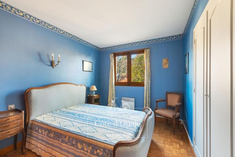 Maison - 180 m² - 7 pièces