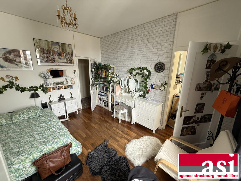 Appartement - 250 m² - 10 pièces