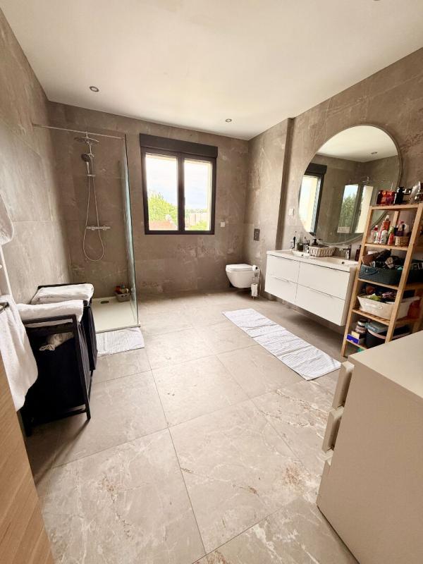 Maison - 159 m² - 5 pièces