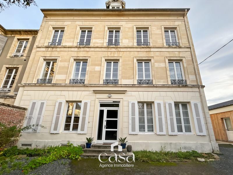 Appartement - 80 m² - 4 pièces