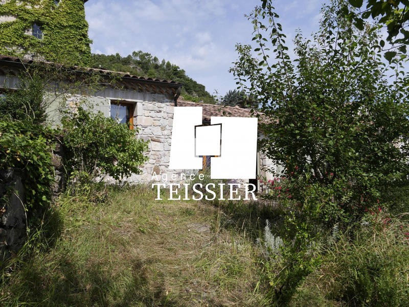 Maison - 118 m² - 3 pièces