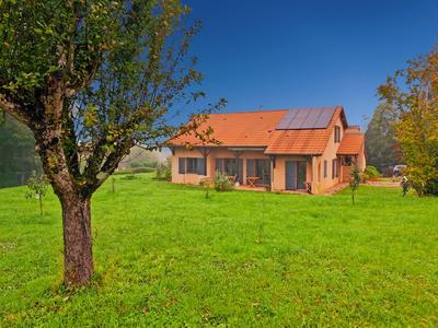 Maison - 101 m² - 5 pièces