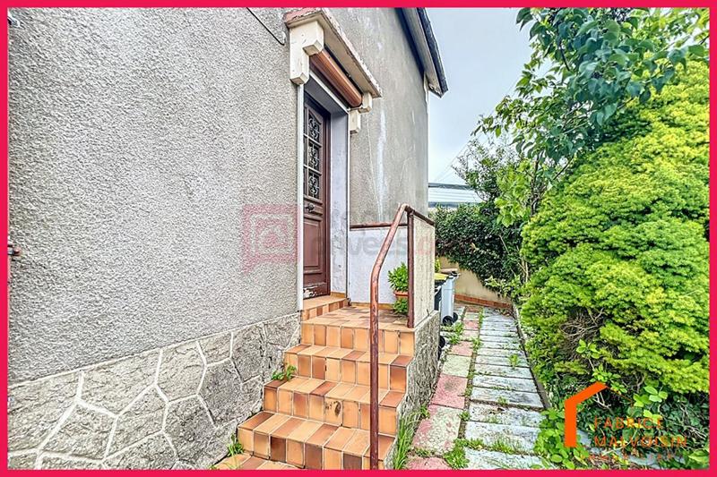 Maison - 122 m² - 6 pièces