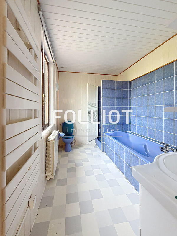 Maison - 92 m² - 5 pièces