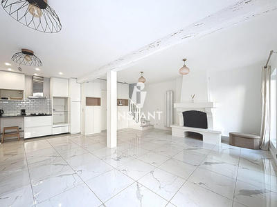 Maison - 96 m² - 5 pièces