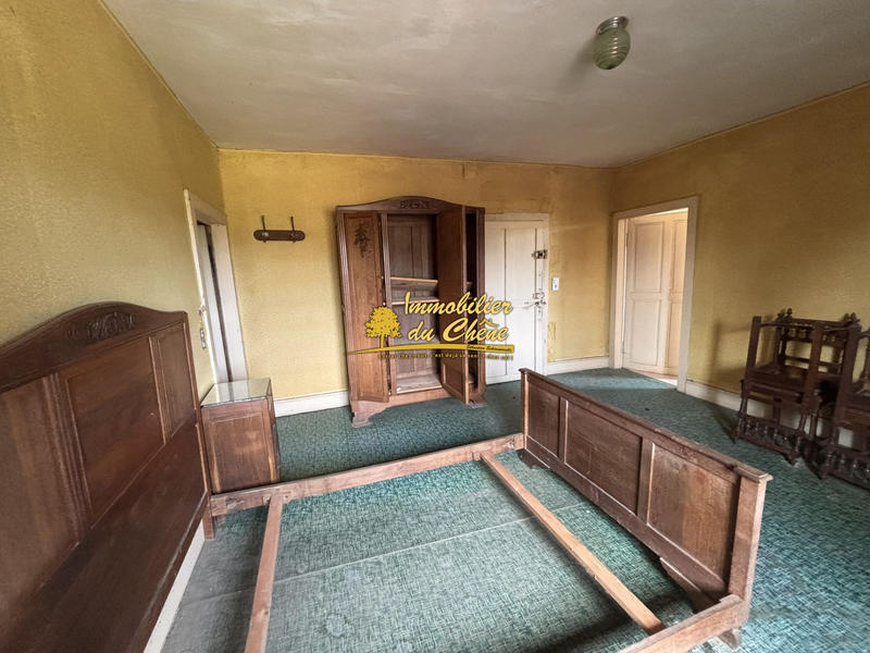 Maison - 219 m² - 8 pièces