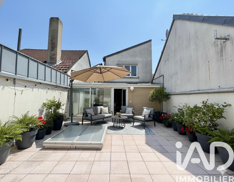 Appartement - 188 m² - 8 pièces