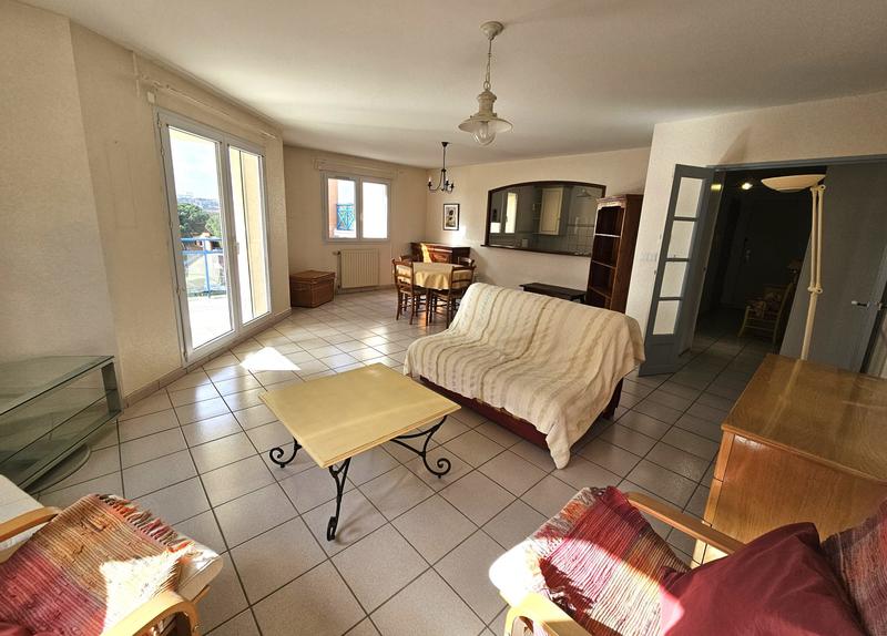 Appartement - 93 m² - 4 pièces