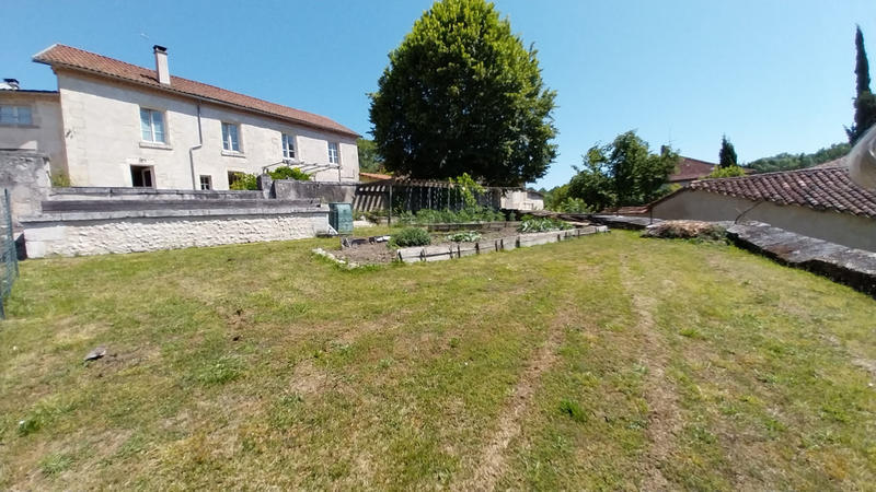 Propriété - 300 m² - 10 pièces