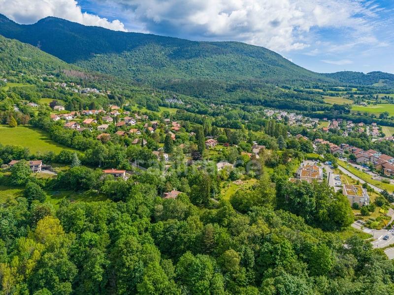 Maison - 197 m² - 6 pièces