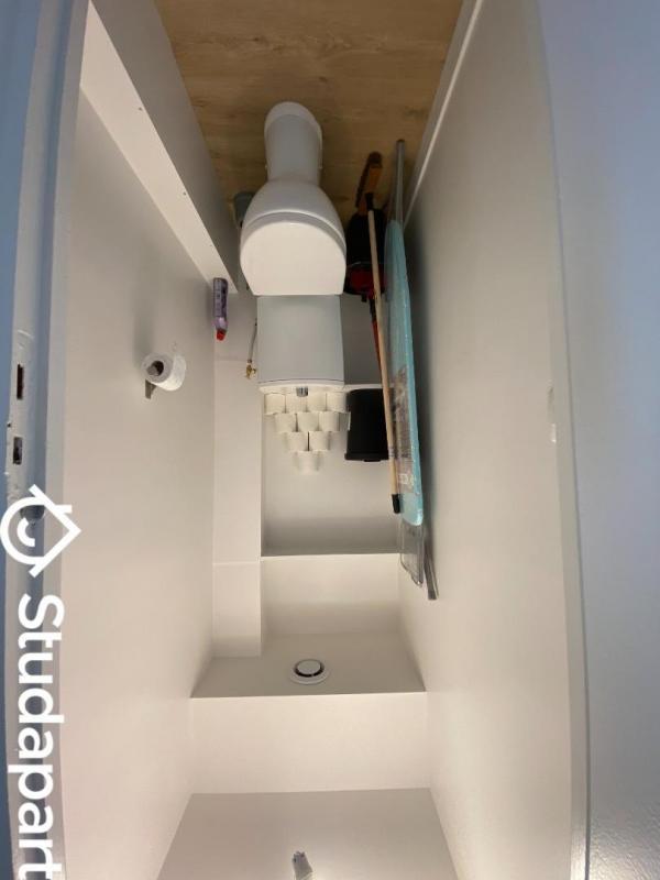 Chambre - 11 m² - 1 pièce