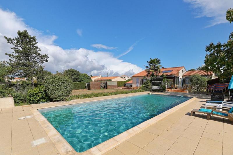 Maison - 166 m² - 6 pièces