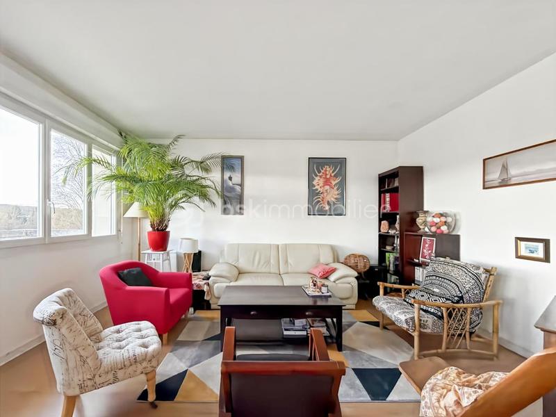 Appartement - 75 m² - 4 pièces