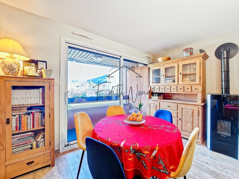 Appartement - 107 m² - 5 pièces