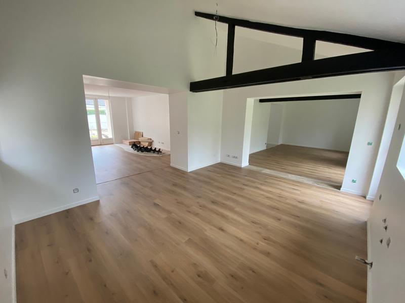 Maison - 200 m² - 5 pièces