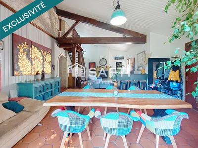 Maison - 200 m² - 7 pièces