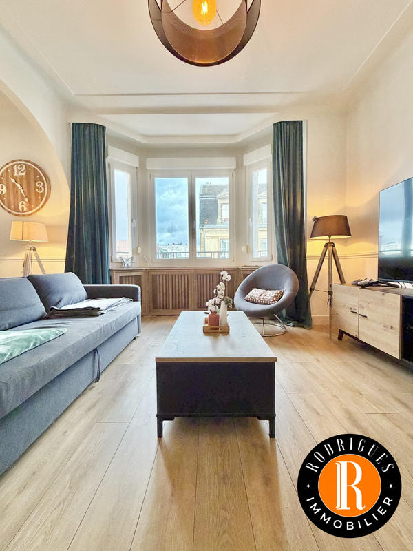 Appartement - 105 m² - 4 pièces